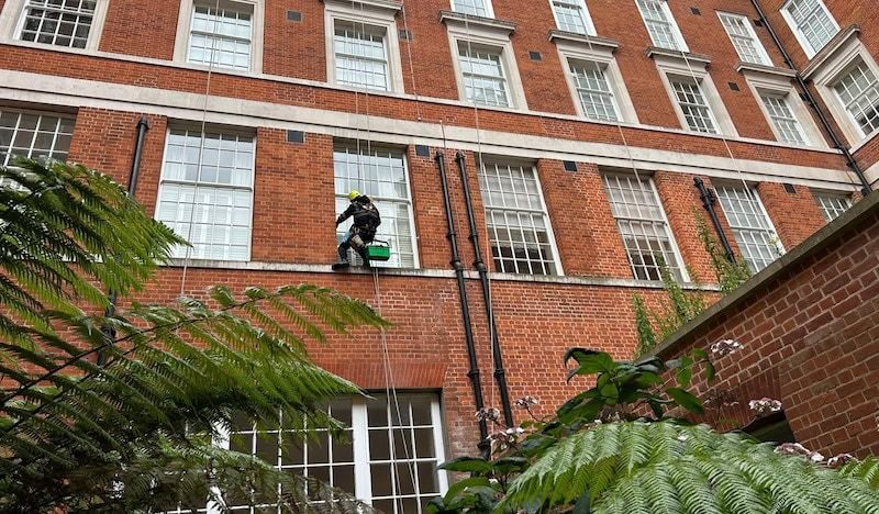 6 reasons high level window cleaning is so important
